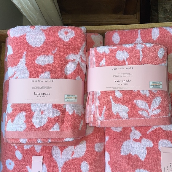 ♠️🎉HP🎉~KATE SPADE ♠️ NEW YORK Beautiful Bath Towel Set 🛀🏻NWT! - Picture 4 of 15